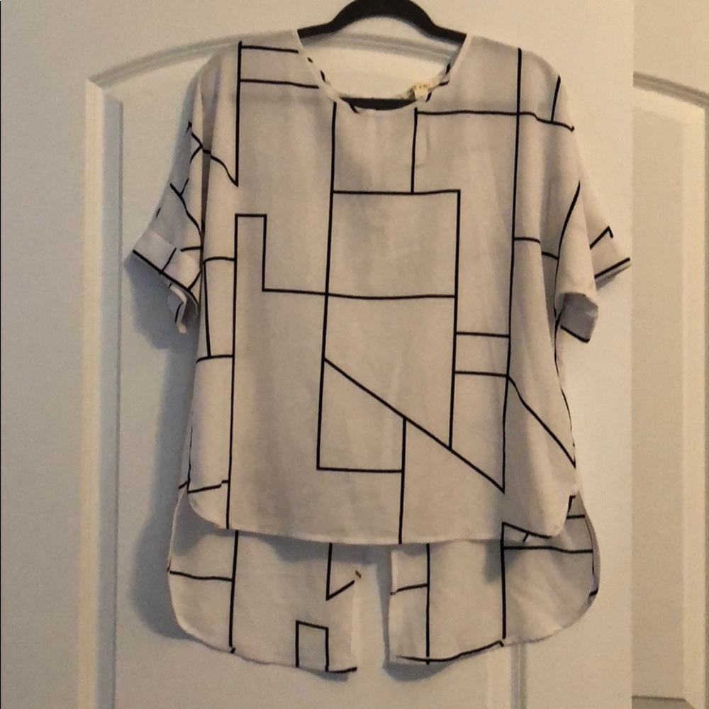 Black and White Pattern Top
